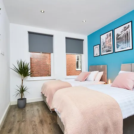 Apartment St Pauls *